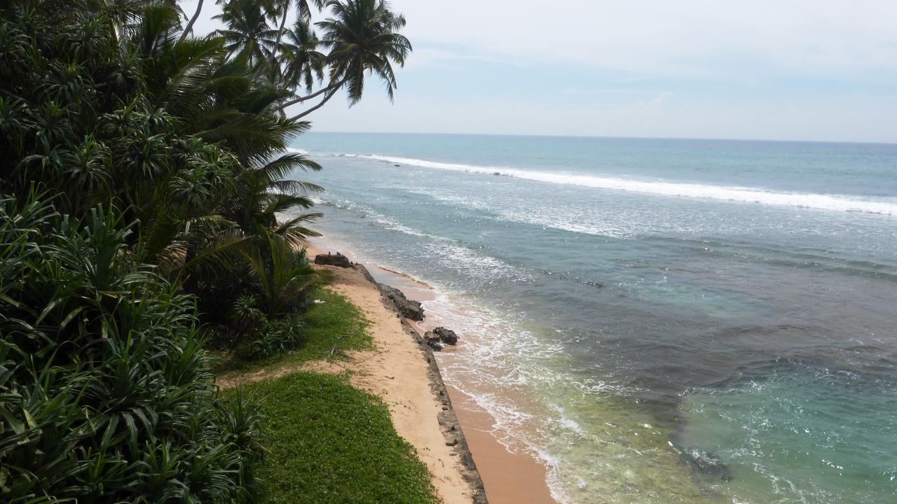 Ocean Reef Hotel Hikkaduwa Bagian luar foto