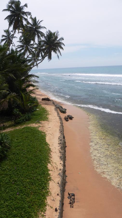 Ocean Reef Hotel Hikkaduwa Bagian luar foto