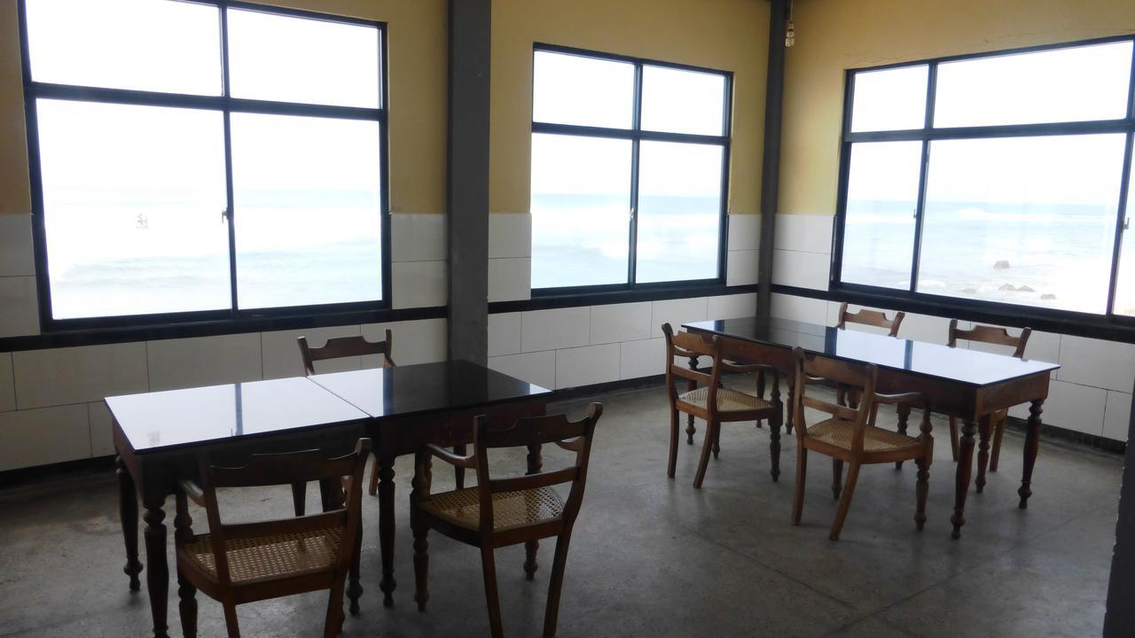 Ocean Reef Hotel Hikkaduwa Bagian luar foto