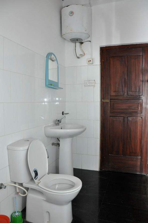 Ocean Reef Hotel Hikkaduwa Bagian luar foto