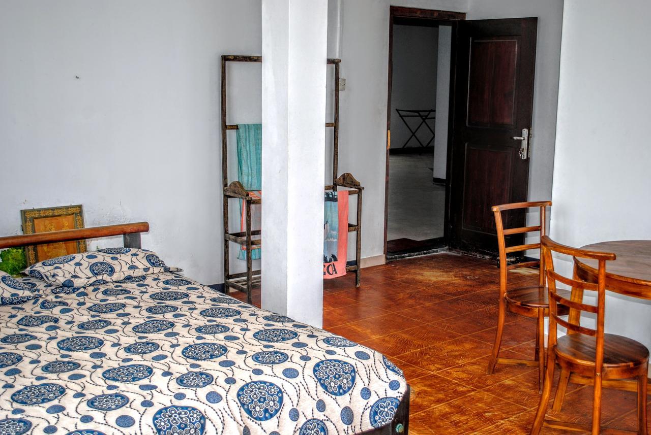 Ocean Reef Hotel Hikkaduwa Bagian luar foto